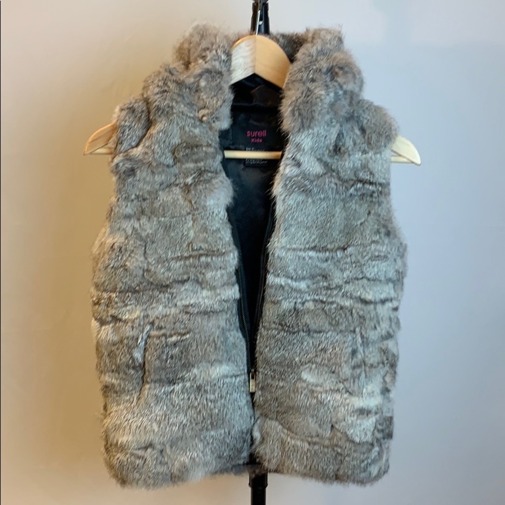 SURELL Kids Rabbit Fur Hooded Vest - Picture 2 of 4